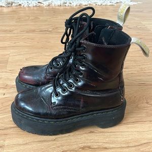 Platform rub off red docs